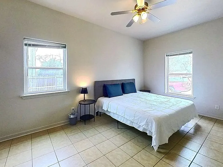 615 W Martin Luther King Dr #1 — Photo 3