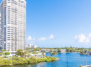 20515 E Country Club Dr APT 442, Aventura, FL 33180