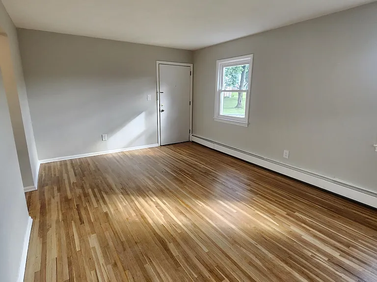 235 Woodport Rd #D3 — Photo 5
