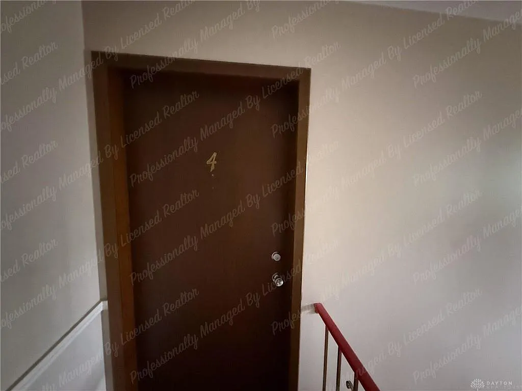 3 bed, 2.0 bath, 1400 sqft, $1,650 — Photo 4