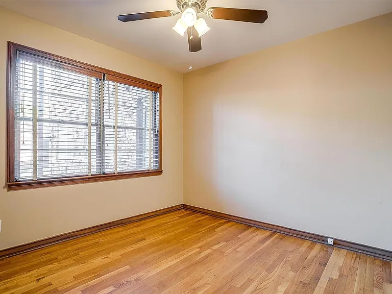 604 Monticello Dr #103 — Photo 10