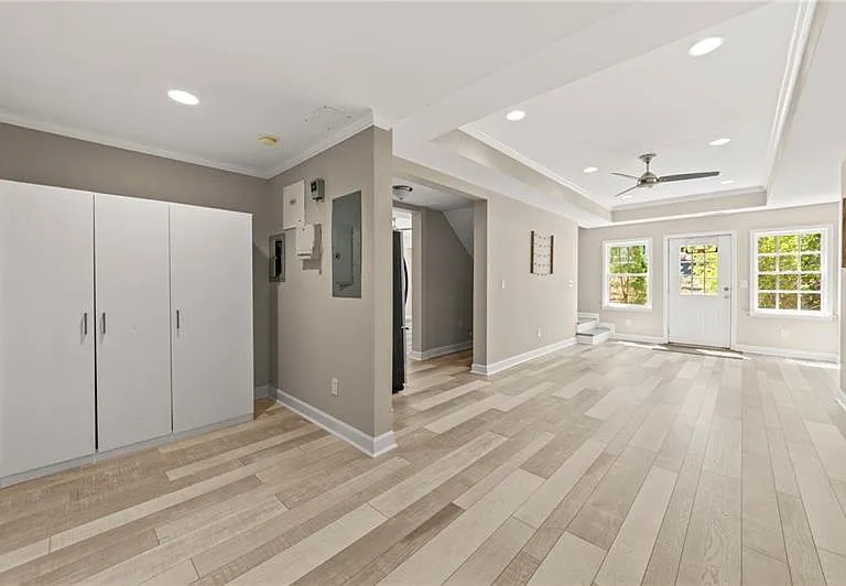 1235 Longpointe Pass — Photo 71