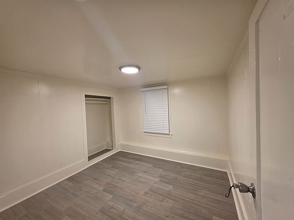 3rd image of 185 7th St