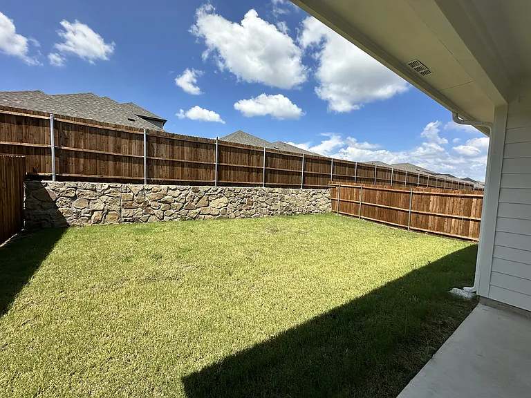 512 Dorothy Dr — Photo 18