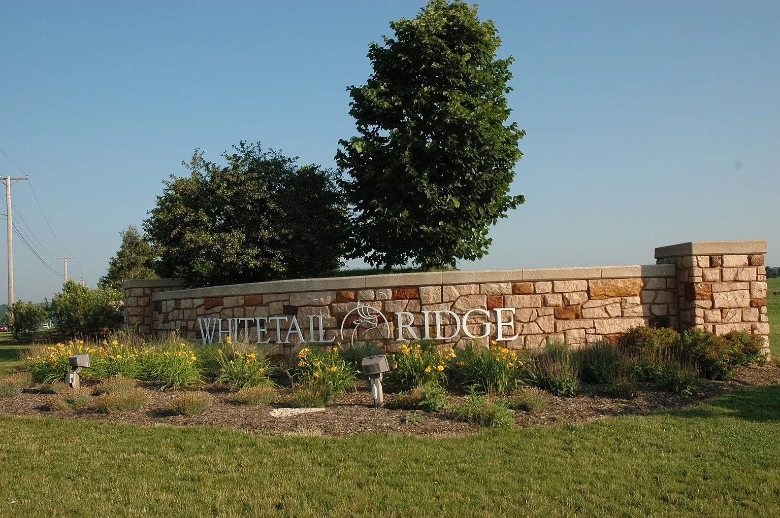 5891 Legacy Cir photo 1