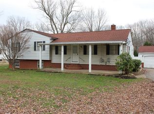 2411 Hubbard Rd, Madison, OH 44057