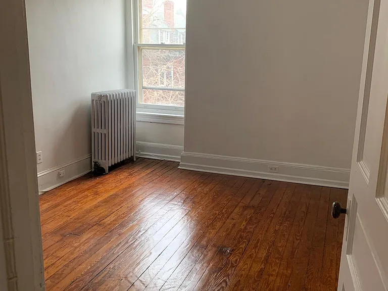 4712 Hazel Ave #5 — Photo 5