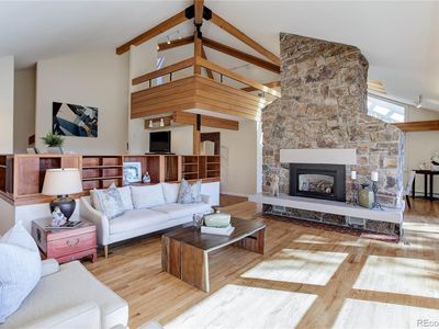 25060 Montane Drive West, Golden, CO, 80401