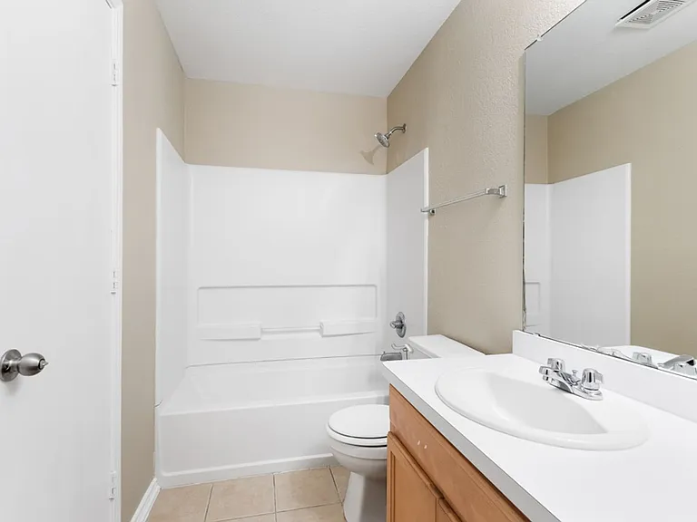6526 Charles Fld — Photo 4