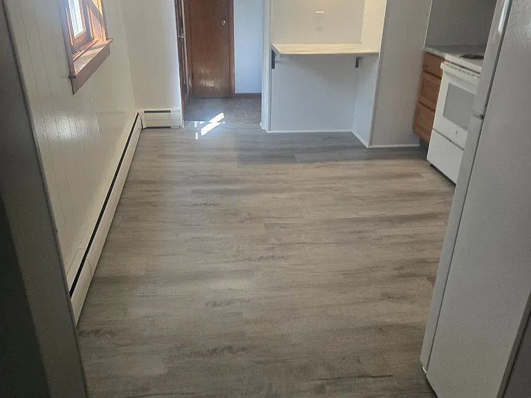 1240 Birbeck St — Photo 5