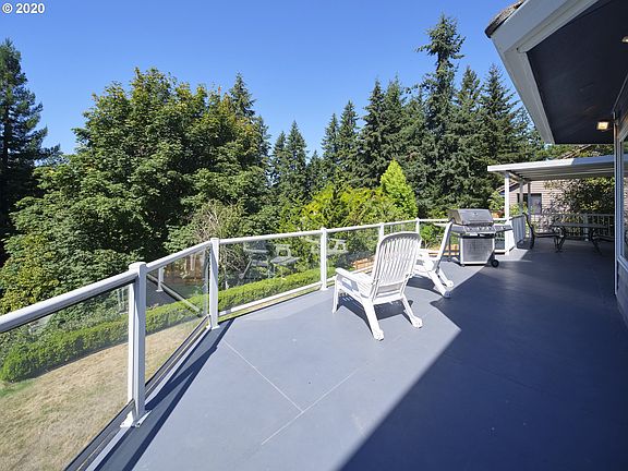 5th image of 10708 NE 31st Ave
