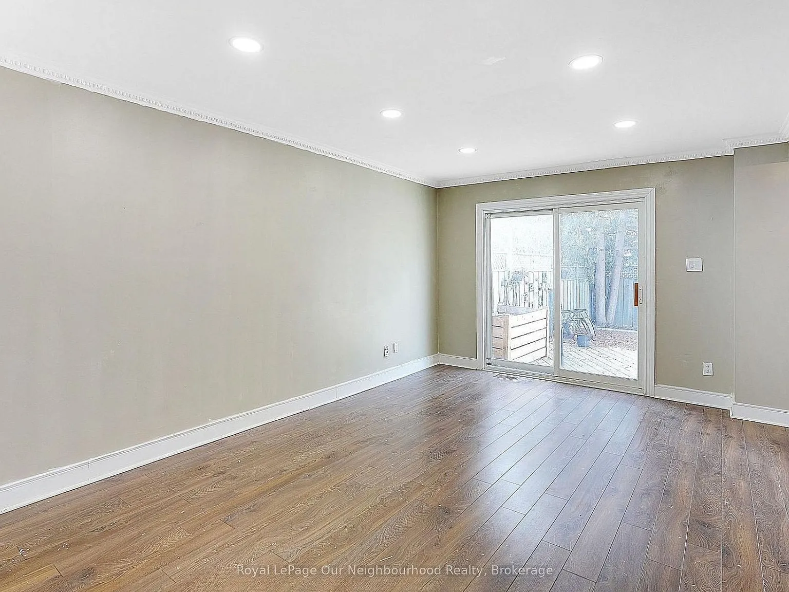 3 bed, $3,200 — Photo 4