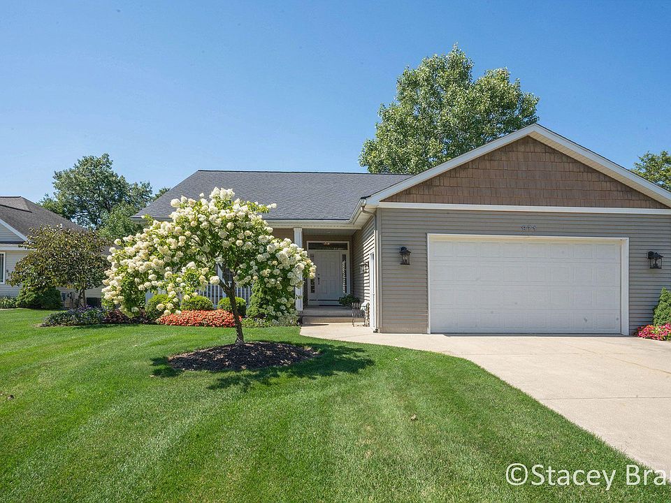 1st image of 971 Windshire Ct SE