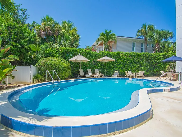 3555 Ocean Dr #203 — Photo 7