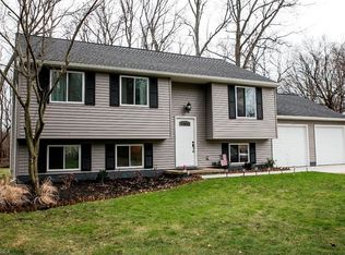 335 Manhattan Pkwy, Painesville, OH