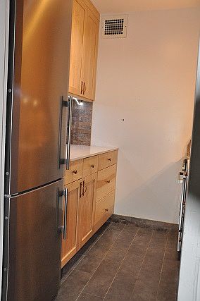 5th image of 101 W 12th St APT 16N