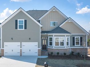 1190 Hawthorne Cir, Madison, GA 30650