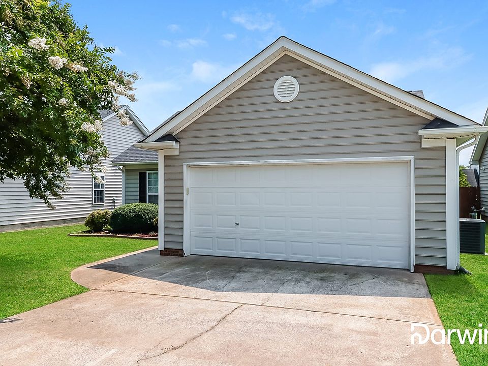 1st image of 2122 Wexford Way