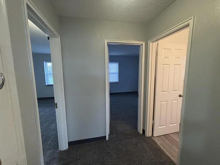 618 Jefferson St — Photo 6