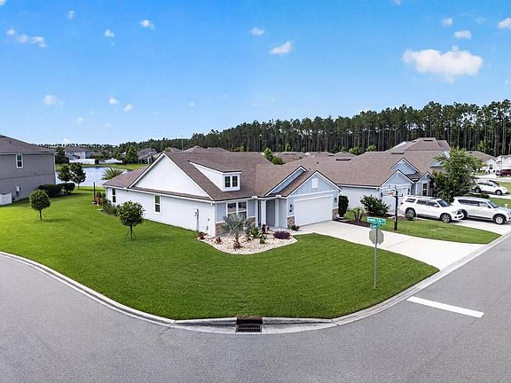 3rd image of 246 Codona Glen Dr
