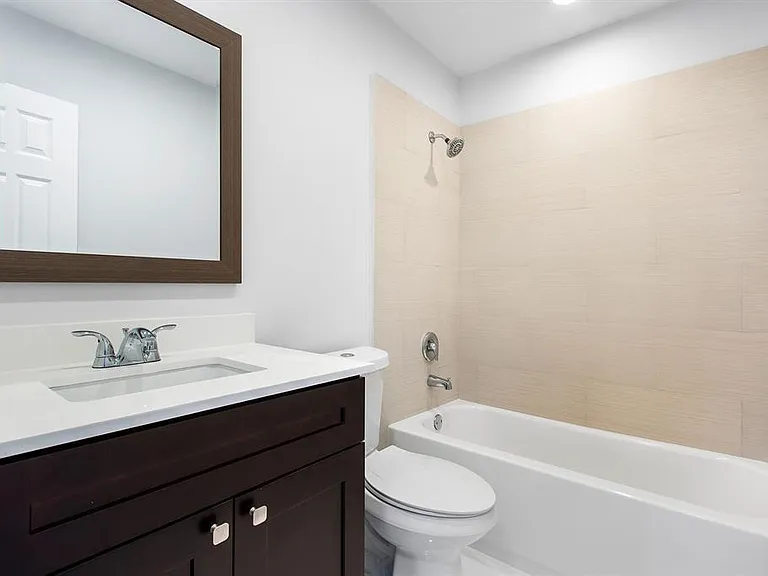 9611 Saddlebrook Dr — Photo 5