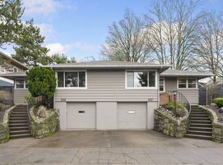 3135 SE Brooklyn St, Portland, OR 97202