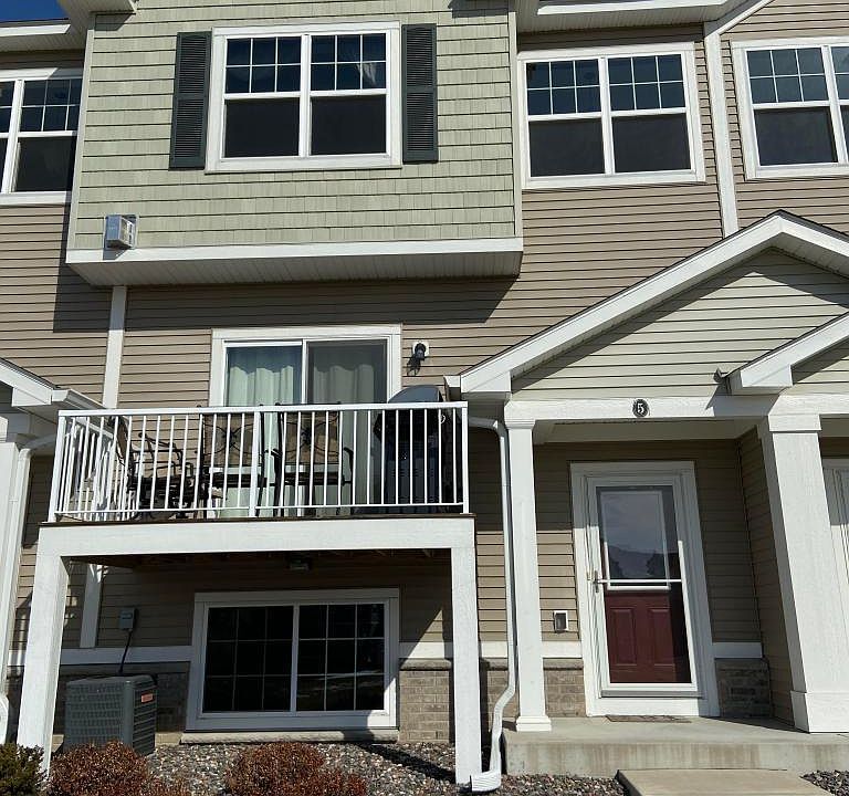 1st image of 1961 Commonwealth Blvd Unit 5
