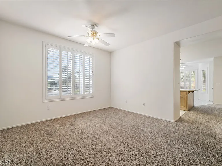 499 Elm Hollow Ct — Photo 8