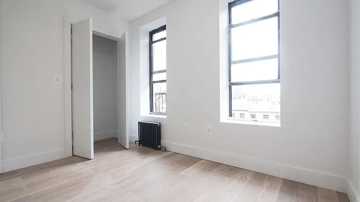 Rented by Nooklyn NYC LLC | media 13