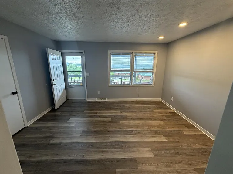 300 Car Mol Dr #4 — Photo 11