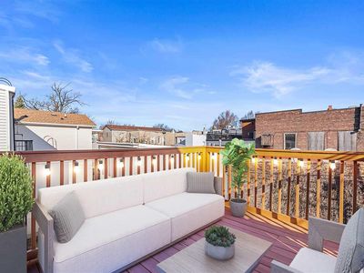 162 Griffith St #5, Jersey City, NJ, 07307