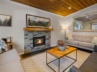 26 Lee Rd, Mammoth Lakes, CA 93546