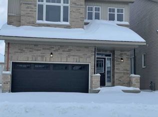 81 Dunlop Rd, Carleton Place, ON K7C0R8