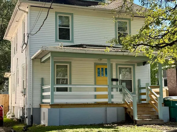 217 Sumner St, Galesburg, IL 61401