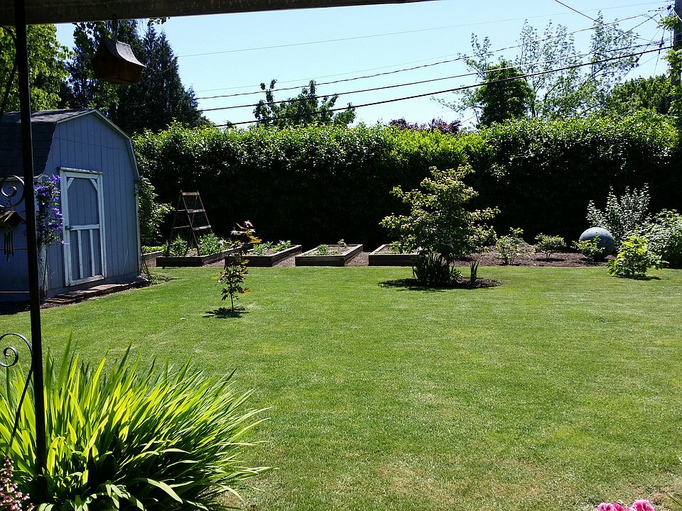 2nd image of 486 Marino Dr N