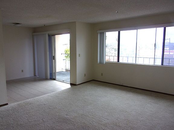 5th image of 1830 Thomas Ave Unit F