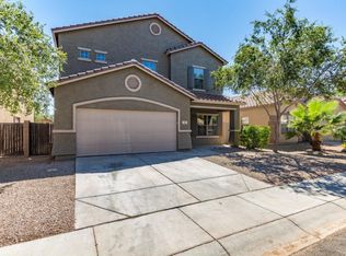 37 W Desert Vista Trl, San Tan Valley, AZ 85143