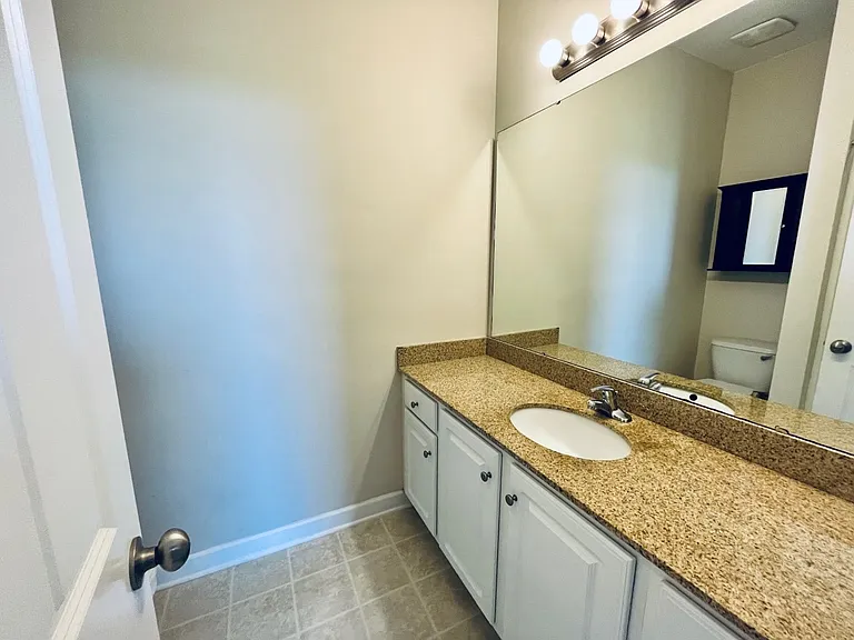 Bathroom_04272023