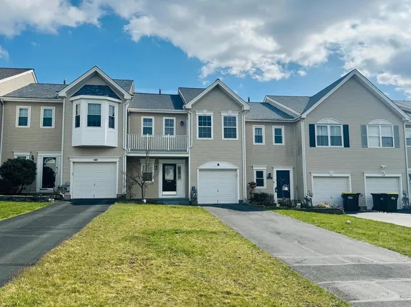 506 Musket Ct, Collegeville, PA 19426