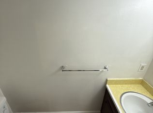 4209 Isla Verde St APT D, Bakersfield, CA 93301
