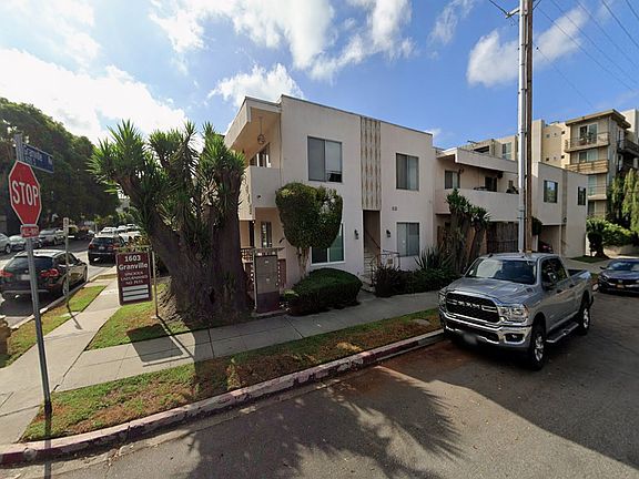 4th image of 1603 Granville Ave APT 4