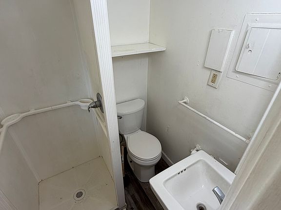 5th image of 1013 S 9th St APT 4