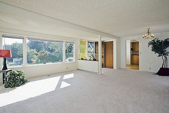 5th image of 12035 8th Ave S