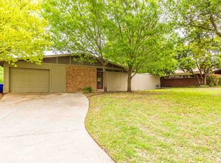 2725 Cedar Point Dr, Waco, TX 76710