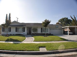 386 Greengate St, Corona, CA 92879