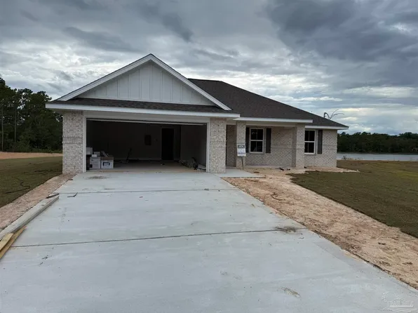 7935 Twin Lake Dr, Milton, FL 32583