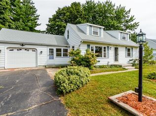 282 Harvest Dr, Rochester, NY 14626