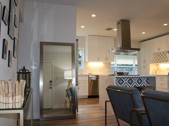3rd image of 106 Highland Ln