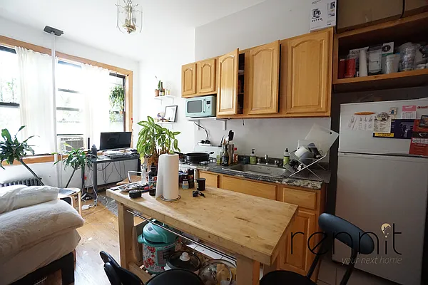 Rented by Rennit Inc. | media 8