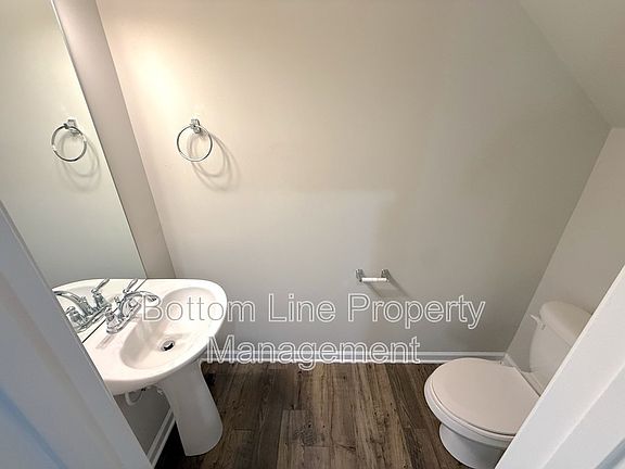 5th image of 7703 E Lane Dr